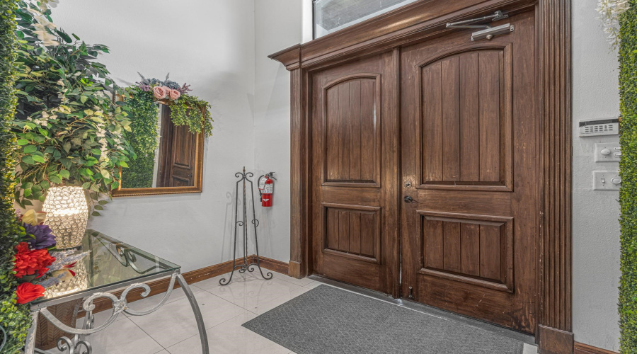 2601 Rosario St, LAREDO, Texas 78043, ,4 BathroomsBathrooms,Commercial retail/office,For Sale,2601 Rosario St,20264565