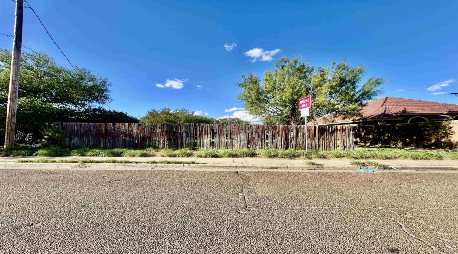 2906 Palo Blanco St, Laredo, Texas 78046, ,Land,For Sale,2906 Palo Blanco St,20264546