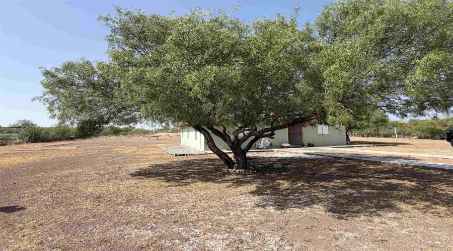 160 Los Mesquites Rd, LAREDO, Texas 78043, ,Land,For Sale,160 Los Mesquites Rd,20264560