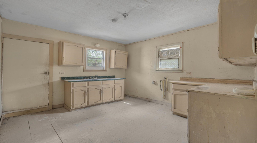 2319 Callaghan St, Laredo, Texas 78040, ,Multi-family,For Sale,2319 Callaghan St,20264561