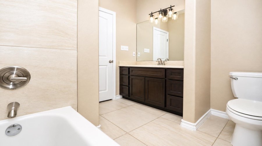 6108 Maryam Dr., LAREDO, Texas 78046, 4 Bedrooms Bedrooms, 8 Rooms Rooms,2 BathroomsBathrooms,Residential,For Sale,6108 Maryam Dr.,20264547
