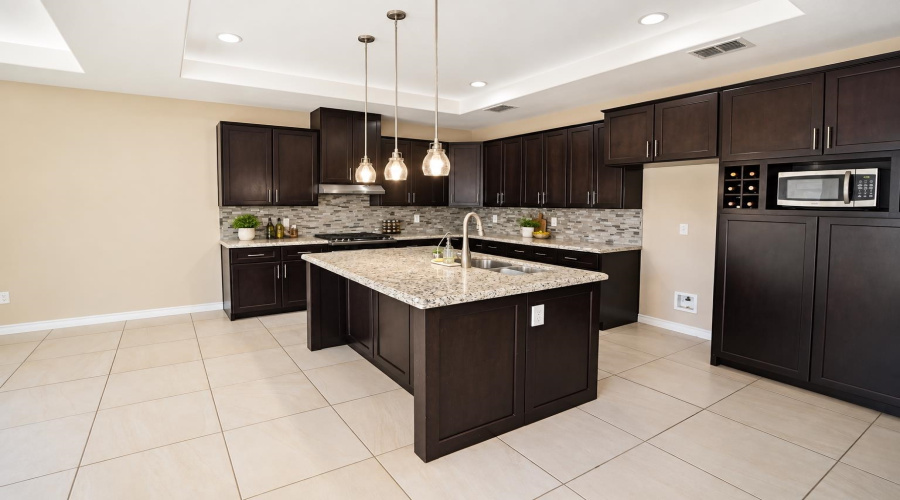 6108 Maryam Dr., LAREDO, Texas 78046, 4 Bedrooms Bedrooms, 8 Rooms Rooms,2 BathroomsBathrooms,Residential,For Sale,6108 Maryam Dr.,20264547