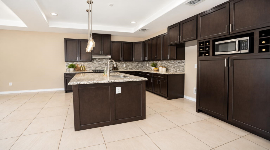 6108 Maryam Dr., LAREDO, Texas 78046, 4 Bedrooms Bedrooms, 8 Rooms Rooms,2 BathroomsBathrooms,Residential,For Sale,6108 Maryam Dr.,20264547