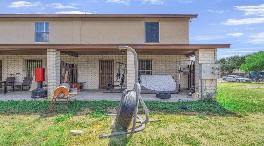 8710 McPherson Rd, LAREDO, Texas 78045, 3 Bedrooms Bedrooms, 6 Rooms Rooms,3 BathroomsBathrooms,Residential,For Sale,8710 McPherson Rd,20264548
