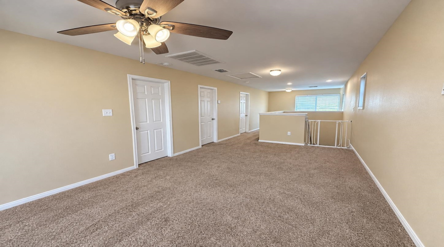 1011 Larvotto Lp., Laredo, Texas 78045, 4 Bedrooms Bedrooms, 9 Rooms Rooms,2 BathroomsBathrooms,Residential,For Sale,1011 Larvotto Lp.,20264549