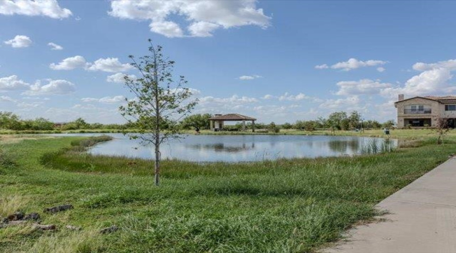 304 Tomcat Ln., LAREDO, Texas 78045, 4 Bedrooms Bedrooms, 8 Rooms Rooms,4 BathroomsBathrooms,Residential,For Sale,304 Tomcat Ln.,20264550