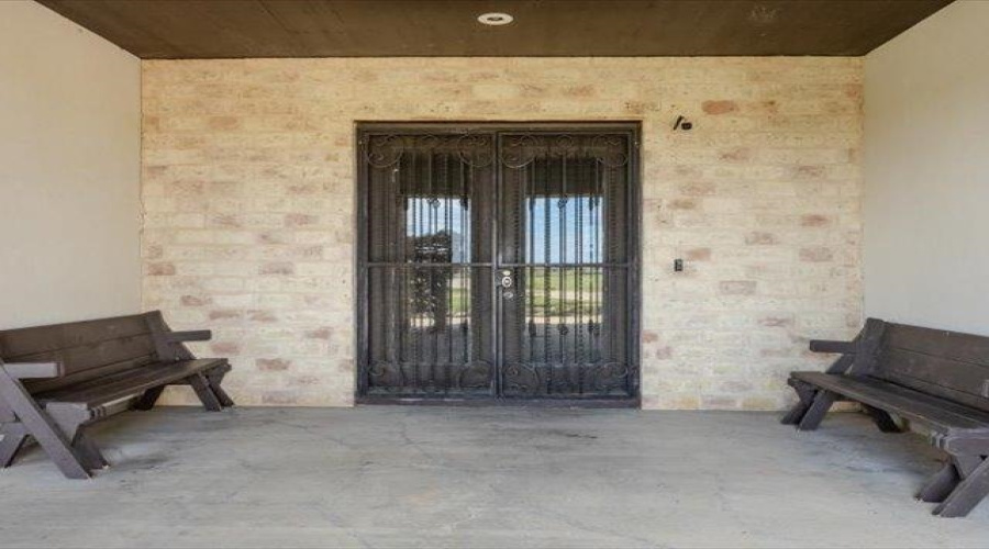 304 Tomcat Ln., LAREDO, Texas 78045, 4 Bedrooms Bedrooms, 8 Rooms Rooms,4 BathroomsBathrooms,Residential,For Sale,304 Tomcat Ln.,20264550