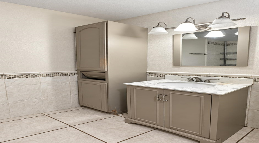 302 Begona Ct, Laredo, Texas 78046, 3 Bedrooms Bedrooms, 8 Rooms Rooms,2 BathroomsBathrooms,Residential,For Sale,302 Begona Ct,20264552