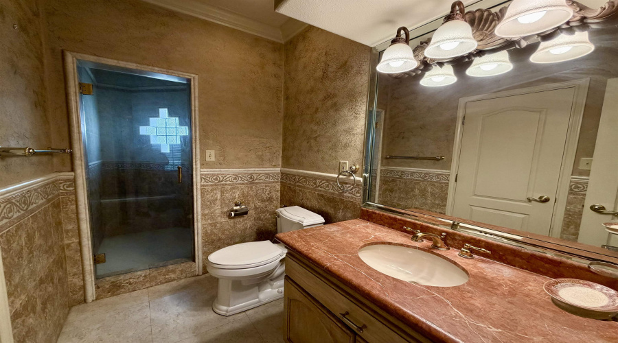 206 Chateau La Fitte Ct, Laredo, Texas 78041, 3 Bedrooms Bedrooms, 8 Rooms Rooms,3 BathroomsBathrooms,Residential,For Sale,206 Chateau La Fitte Ct,20264556