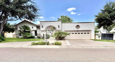 206 Chateau La Fitte Ct, Laredo, Texas 78041, 3 Bedrooms Bedrooms, 8 Rooms Rooms,3 BathroomsBathrooms,Residential,For Sale,206 Chateau La Fitte Ct,20264556