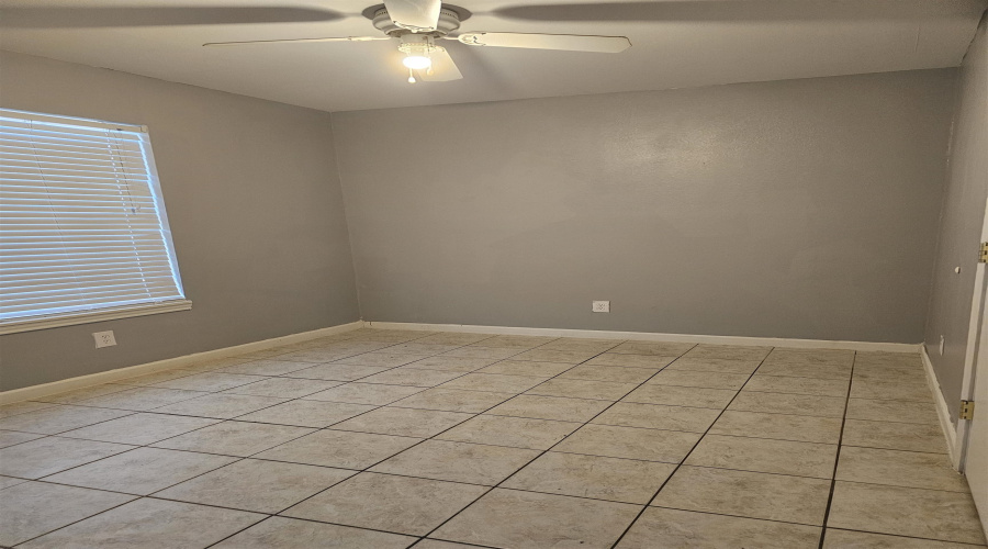 1222 Paseo De Danubio, Rio Bravo, Texas 78046-7649, 3 Bedrooms Bedrooms, 5 Rooms Rooms,1 BathroomBathrooms,Residential,For Sale,1222 Paseo De Danubio,20264558
