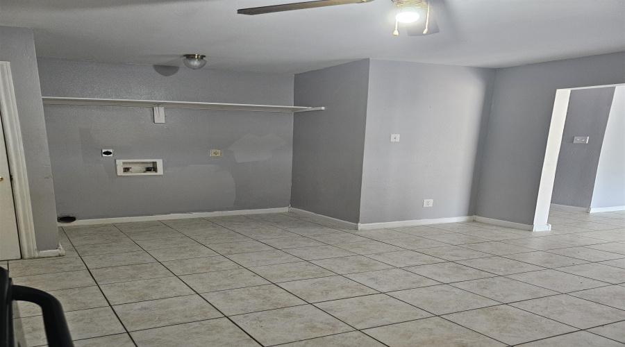 1222 Paseo De Danubio, Rio Bravo, Texas 78046-7649, 3 Bedrooms Bedrooms, 5 Rooms Rooms,1 BathroomBathrooms,Residential,For Sale,1222 Paseo De Danubio,20264558