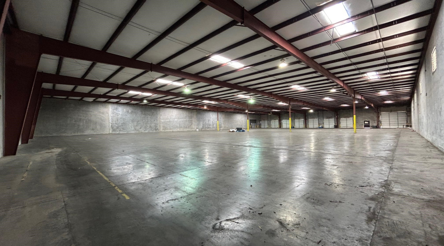 502 Nafta Blvd, Laredo, Texas 78045, 1 Bedroom Bedrooms, 21 Rooms Rooms,2 BathroomsBathrooms,Commercial/industrial,For Rent,502 Nafta Blvd,20264568