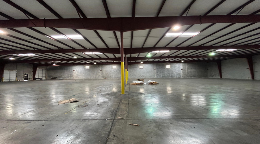502 Nafta Blvd, Laredo, Texas 78045, 1 Bedroom Bedrooms, 21 Rooms Rooms,2 BathroomsBathrooms,Commercial/industrial,For Rent,502 Nafta Blvd,20264568