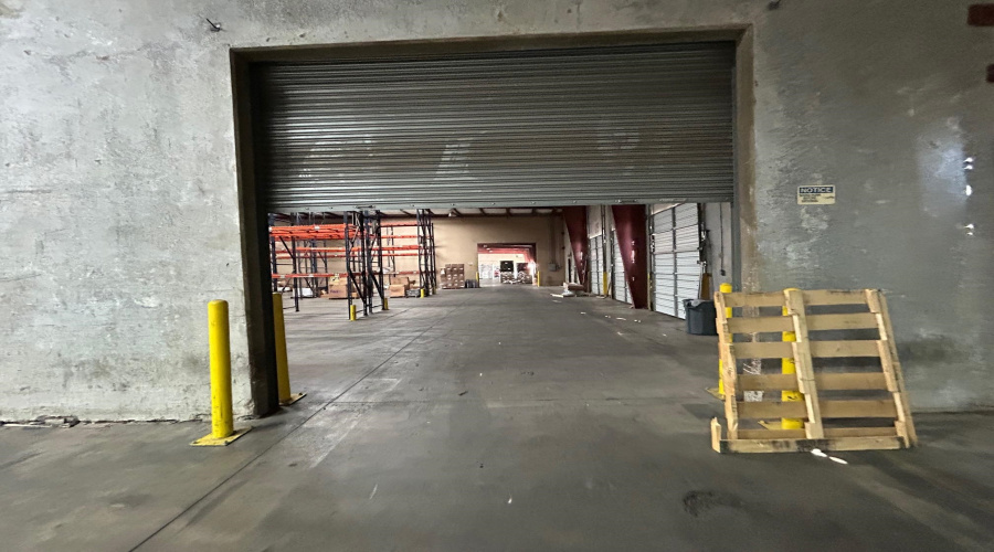 502 Nafta Blvd, Laredo, Texas 78045, 1 Bedroom Bedrooms, 21 Rooms Rooms,2 BathroomsBathrooms,Commercial/industrial,For Rent,502 Nafta Blvd,20264568