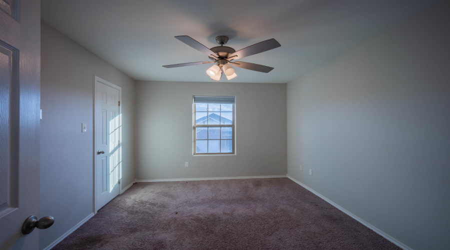 5522 Stallion Ln., Laredo, Texas 78046, 4 Bedrooms Bedrooms, 7 Rooms Rooms,2 BathroomsBathrooms,Residential,For Sale,5522 Stallion Ln.,20264570