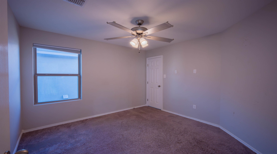 5522 Stallion Ln., Laredo, Texas 78046, 4 Bedrooms Bedrooms, 7 Rooms Rooms,2 BathroomsBathrooms,Residential,For Sale,5522 Stallion Ln.,20264570
