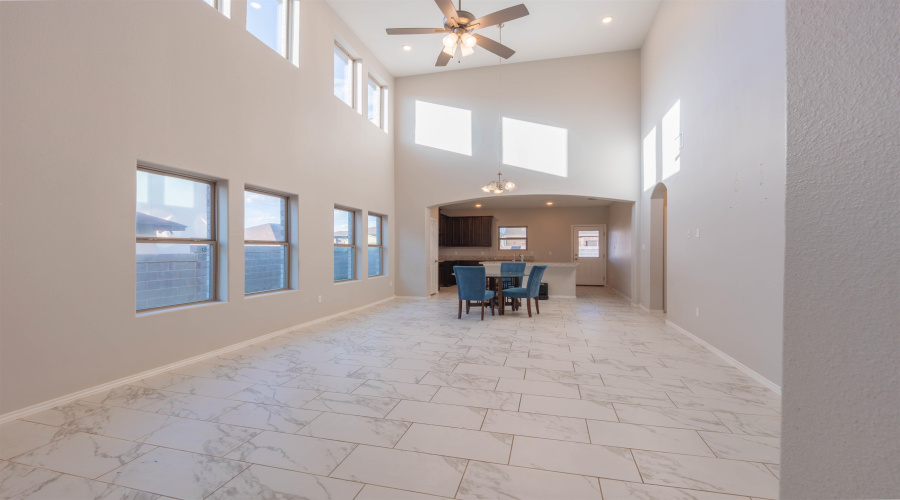 5522 Stallion Ln., Laredo, Texas 78046, 4 Bedrooms Bedrooms, 7 Rooms Rooms,2 BathroomsBathrooms,Residential,For Sale,5522 Stallion Ln.,20264570