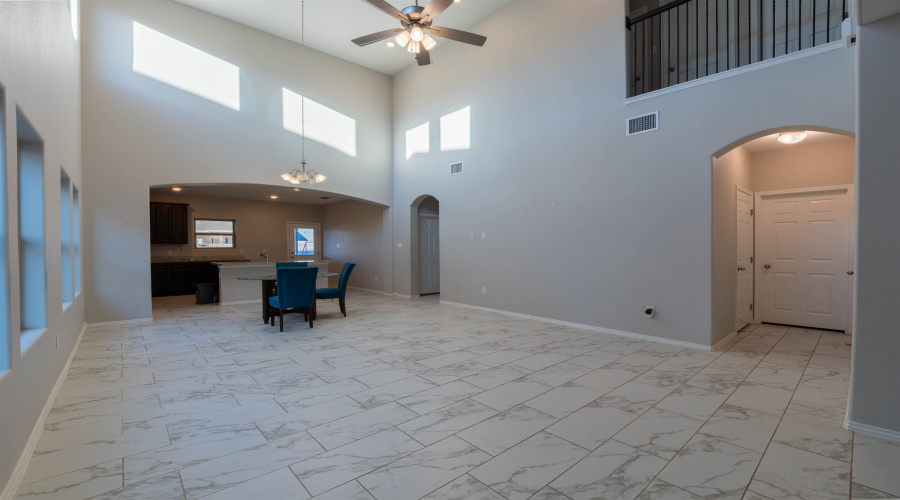 5522 Stallion Ln., Laredo, Texas 78046, 4 Bedrooms Bedrooms, 7 Rooms Rooms,2 BathroomsBathrooms,Residential,For Sale,5522 Stallion Ln.,20264570