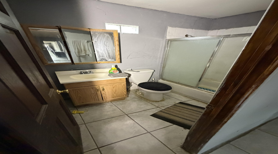 3310 East Fiesta Lp, Laredo, Texas 78043, 1 Bedroom Bedrooms, 2 Rooms Rooms,1 BathroomBathrooms,Residential,For Sale,3310 East Fiesta Lp,20264572