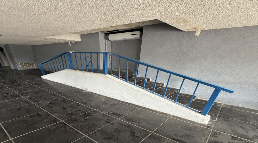 3310 East Fiesta Lp, Laredo, Texas 78043, 1 Bedroom Bedrooms, 2 Rooms Rooms,1 BathroomBathrooms,Residential,For Sale,3310 East Fiesta Lp,20264572