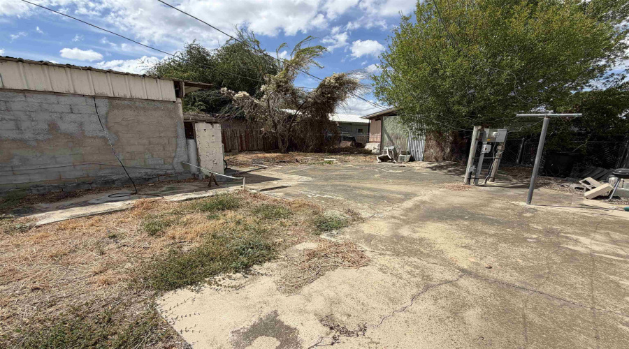 3310 East Fiesta Lp, Laredo, Texas 78043, 1 Bedroom Bedrooms, 2 Rooms Rooms,1 BathroomBathrooms,Residential,For Sale,3310 East Fiesta Lp,20264572
