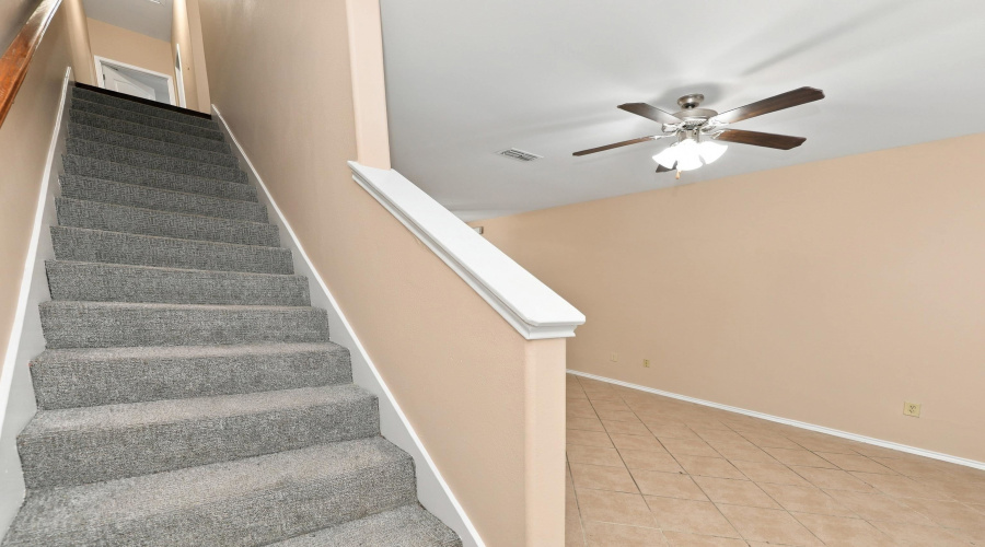 2619 San Isidro Pkwy, Laredo, Texas 78045, 2 Bedrooms Bedrooms, 5 Rooms Rooms,1 BathroomBathrooms,Residential,For Rent,2619 San Isidro Pkwy,20264574