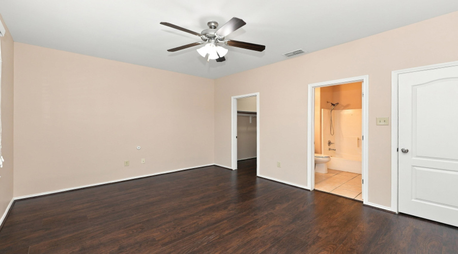 2619 San Isidro Pkwy, Laredo, Texas 78045, 2 Bedrooms Bedrooms, 5 Rooms Rooms,1 BathroomBathrooms,Residential,For Rent,2619 San Isidro Pkwy,20264574