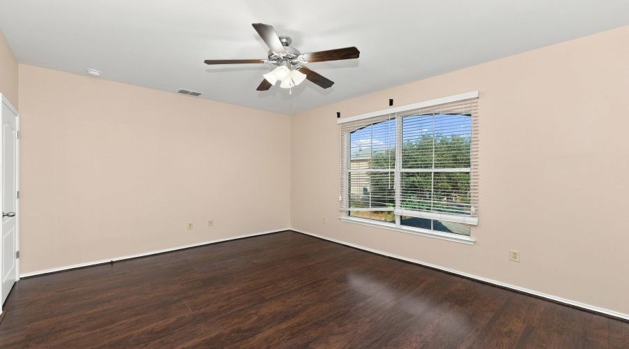 2619 San Isidro Pkwy, Laredo, Texas 78045, 2 Bedrooms Bedrooms, 5 Rooms Rooms,1 BathroomBathrooms,Residential,For Rent,2619 San Isidro Pkwy,20264574