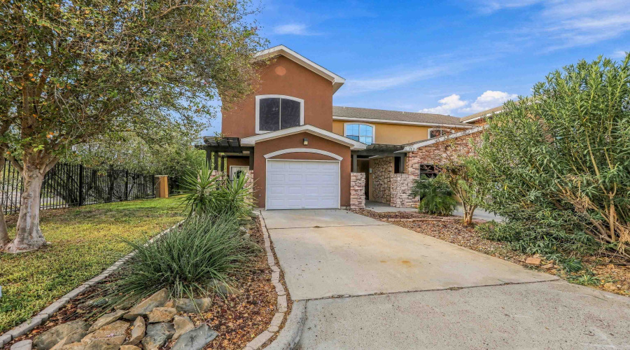 2619 San Isidro Pkwy, Laredo, Texas 78045, 2 Bedrooms Bedrooms, 5 Rooms Rooms,1 BathroomBathrooms,Residential,For Rent,2619 San Isidro Pkwy,20264574