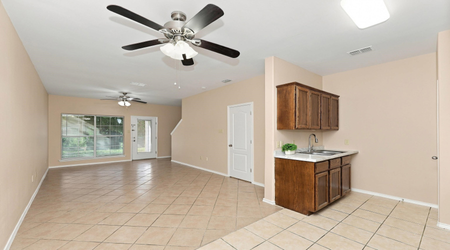 2619 San Isidro Pkwy, Laredo, Texas 78045, 2 Bedrooms Bedrooms, 5 Rooms Rooms,1 BathroomBathrooms,Residential,For Rent,2619 San Isidro Pkwy,20264574