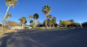 337 Regal Dr, LAREDO, Texas 78041, 4 Bedrooms Bedrooms, 7 Rooms Rooms,5 BathroomsBathrooms,Residential,For Sale,337 Regal Dr,20264575