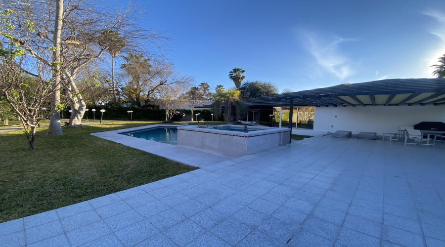 337 Regal Dr, LAREDO, Texas 78041, 4 Bedrooms Bedrooms, 7 Rooms Rooms,5 BathroomsBathrooms,Residential,For Sale,337 Regal Dr,20264575