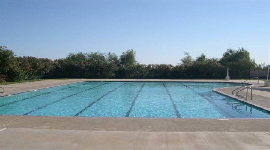 608 Waxwing Cedar Dr, Laredo, Texas 78045, 3 Bedrooms Bedrooms, 7 Rooms Rooms,2 BathroomsBathrooms,Residential,For Rent,608 Waxwing Cedar Dr,20264576