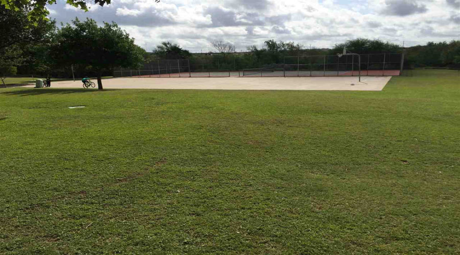 608 Waxwing Cedar Dr, Laredo, Texas 78045, 3 Bedrooms Bedrooms, 7 Rooms Rooms,2 BathroomsBathrooms,Residential,For Rent,608 Waxwing Cedar Dr,20264576