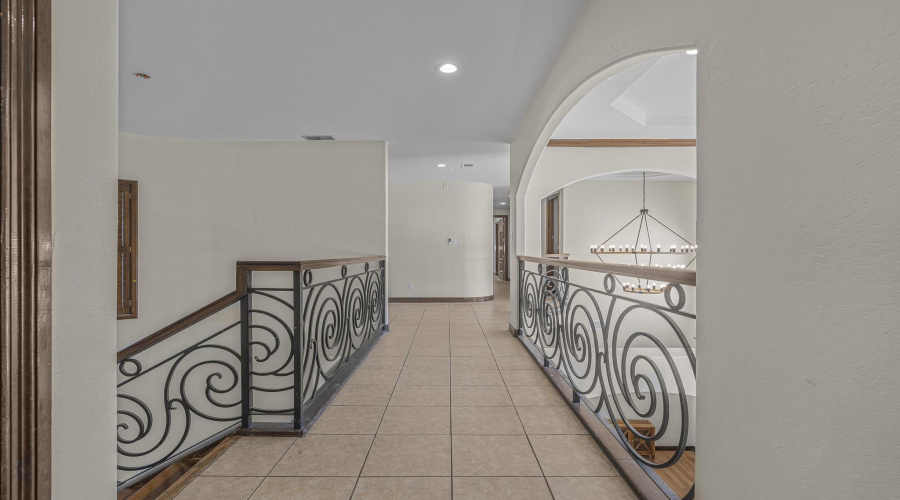 417 Lake Nakuru Ct, Laredo, Texas 78041, 6 Bedrooms Bedrooms, 9 Rooms Rooms,6 BathroomsBathrooms,Residential,For Sale,417 Lake Nakuru Ct,20264577