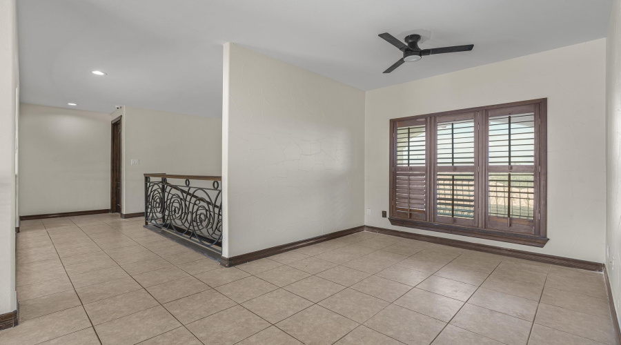 417 Lake Nakuru Ct, Laredo, Texas 78041, 6 Bedrooms Bedrooms, 9 Rooms Rooms,6 BathroomsBathrooms,Residential,For Sale,417 Lake Nakuru Ct,20264577