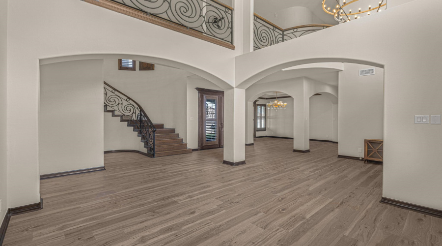 417 Lake Nakuru Ct, Laredo, Texas 78041, 6 Bedrooms Bedrooms, 9 Rooms Rooms,6 BathroomsBathrooms,Residential,For Sale,417 Lake Nakuru Ct,20264577