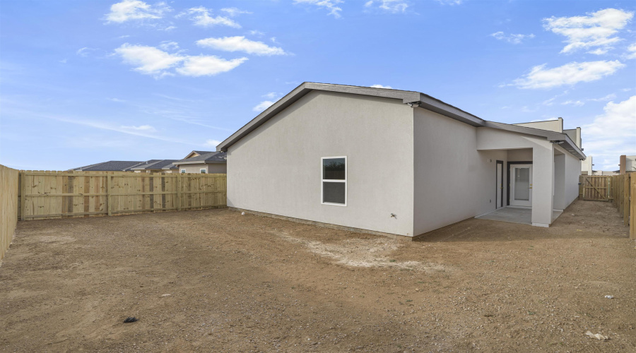 3911 Yoyis St., Laredo, Texas 78046, 3 Bedrooms Bedrooms, 5 Rooms Rooms,2 BathroomsBathrooms,Residential,For Rent,3911 Yoyis St.,20264578