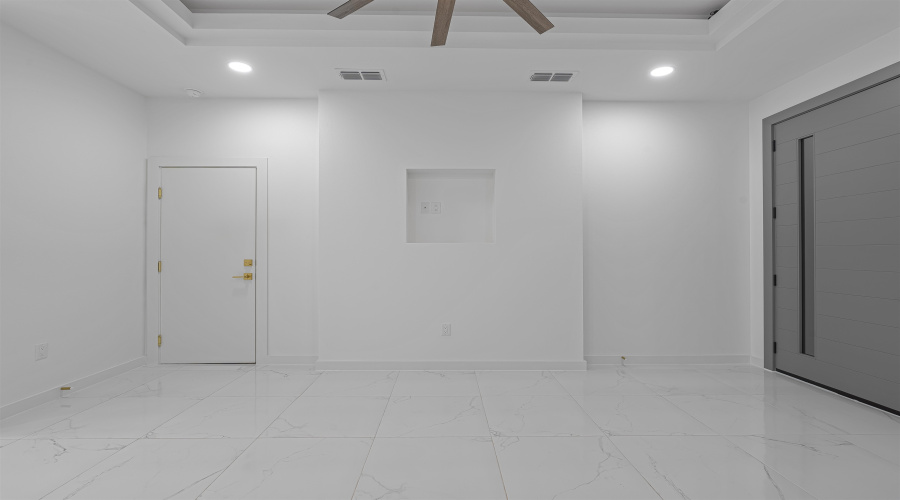 3911 Yoyis St., Laredo, Texas 78046, 3 Bedrooms Bedrooms, 5 Rooms Rooms,2 BathroomsBathrooms,Residential,For Rent,3911 Yoyis St.,20264578