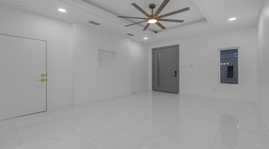 3911 Yoyis St., Laredo, Texas 78046, 3 Bedrooms Bedrooms, 5 Rooms Rooms,2 BathroomsBathrooms,Residential,For Rent,3911 Yoyis St.,20264578