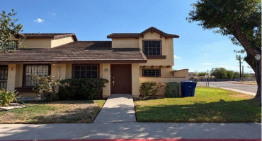 701 Northcreek Dr, Laredo, Texas 78041, 2 Bedrooms Bedrooms, 4 Rooms Rooms,1 BathroomBathrooms,Residential,For Sale,701 Northcreek Dr,20264579