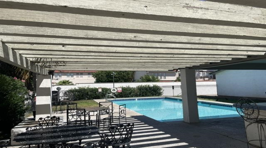 100 Village Blvd, Laredo, Texas 78041, 2 Bedrooms Bedrooms, 4 Rooms Rooms,2 BathroomsBathrooms,Residential,For Rent,100 Village Blvd,20264580