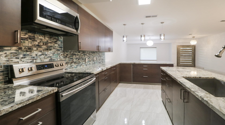 419 Del Mar Blvd, Laredo, Texas 78041, 3 Bedrooms Bedrooms, 6 Rooms Rooms,3 BathroomsBathrooms,Residential,For Rent,419 Del Mar Blvd,20264582