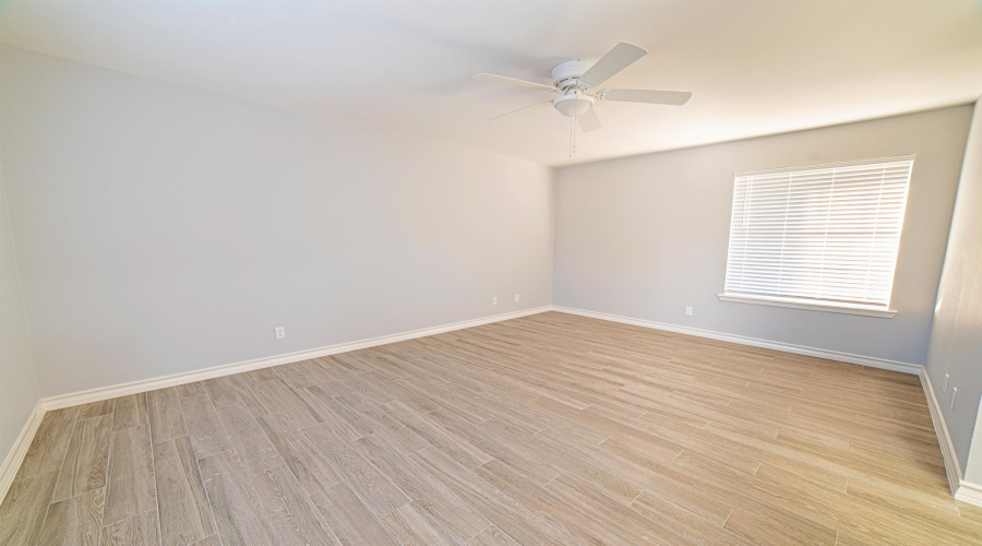 8655 Northridge Lp, Laredo, Texas 78045, 4 Bedrooms Bedrooms, 6 Rooms Rooms,3 BathroomsBathrooms,Residential,For Rent,8655 Northridge Lp,20264583