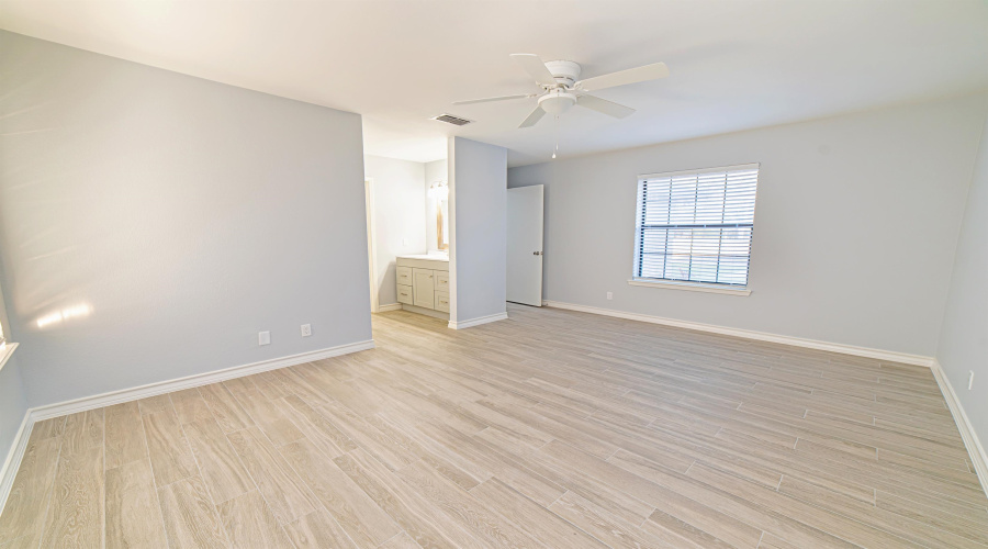 8655 Northridge Lp, Laredo, Texas 78045, 4 Bedrooms Bedrooms, 6 Rooms Rooms,3 BathroomsBathrooms,Residential,For Rent,8655 Northridge Lp,20264583