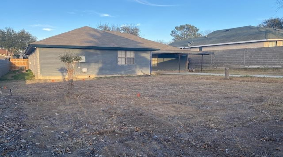 8810 Shalom Cir, Laredo, Texas 78045-6256, 3 Bedrooms Bedrooms, 6 Rooms Rooms,2 BathroomsBathrooms,Residential,For Sale,8810 Shalom Cir,20264584