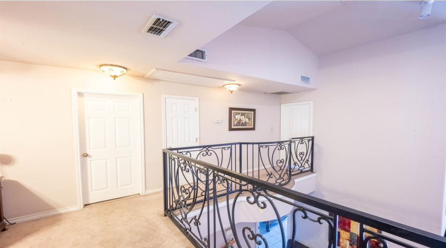 7521 Country Club Dr, Laredo, Texas 78041, 3 Bedrooms Bedrooms, 6 Rooms Rooms,2 BathroomsBathrooms,Residential,For Sale,7521 Country Club Dr,20264585