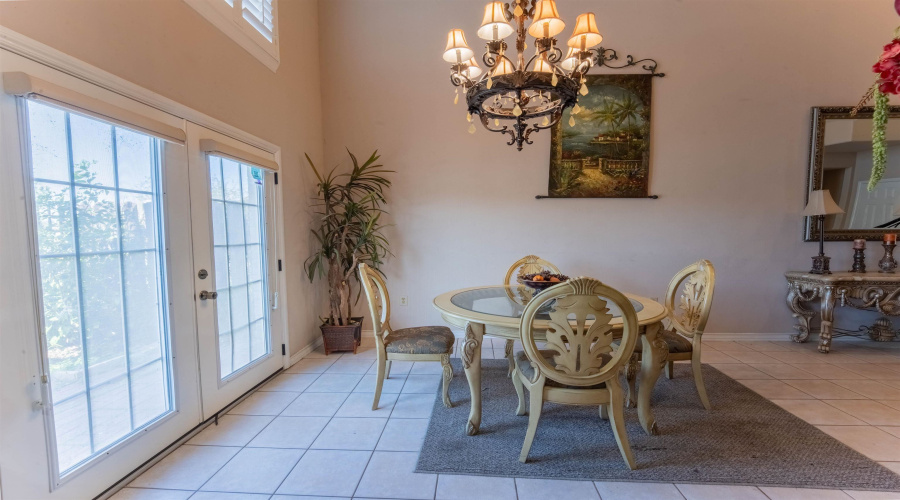 7521 Country Club Dr, Laredo, Texas 78041, 3 Bedrooms Bedrooms, 6 Rooms Rooms,2 BathroomsBathrooms,Residential,For Sale,7521 Country Club Dr,20264585