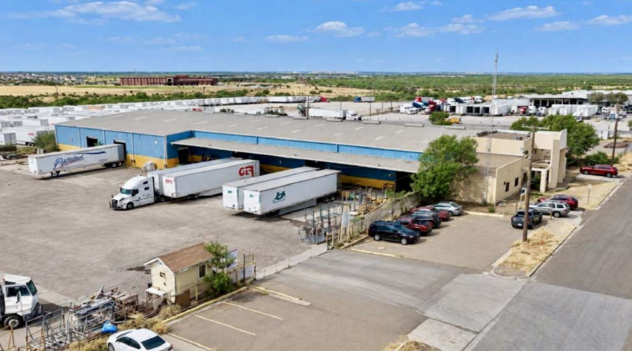 705 Enterprise St, Laredo, Texas 78045, 1 Bedroom Bedrooms, 51 Rooms Rooms,2 BathroomsBathrooms,Commercial/industrial,For Sale,705 Enterprise St,20264591